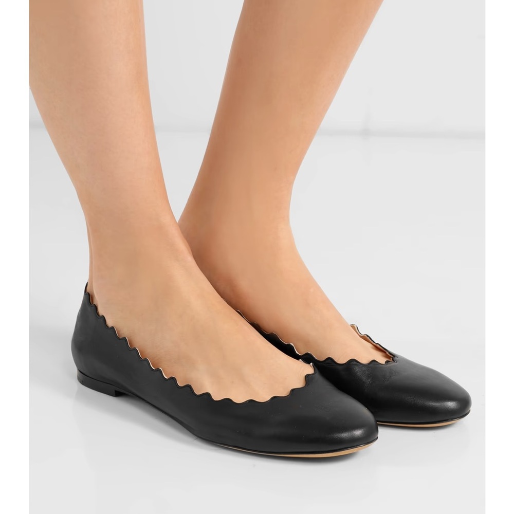 Chloe Classic Black Scalloped Leather Round Toe Flats size 39  8.5/9